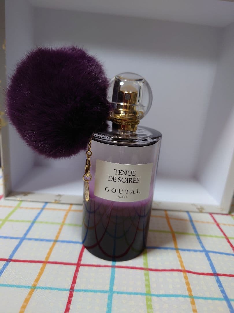 トゥニュ　ドゥ　ソワレ　オードパフファム