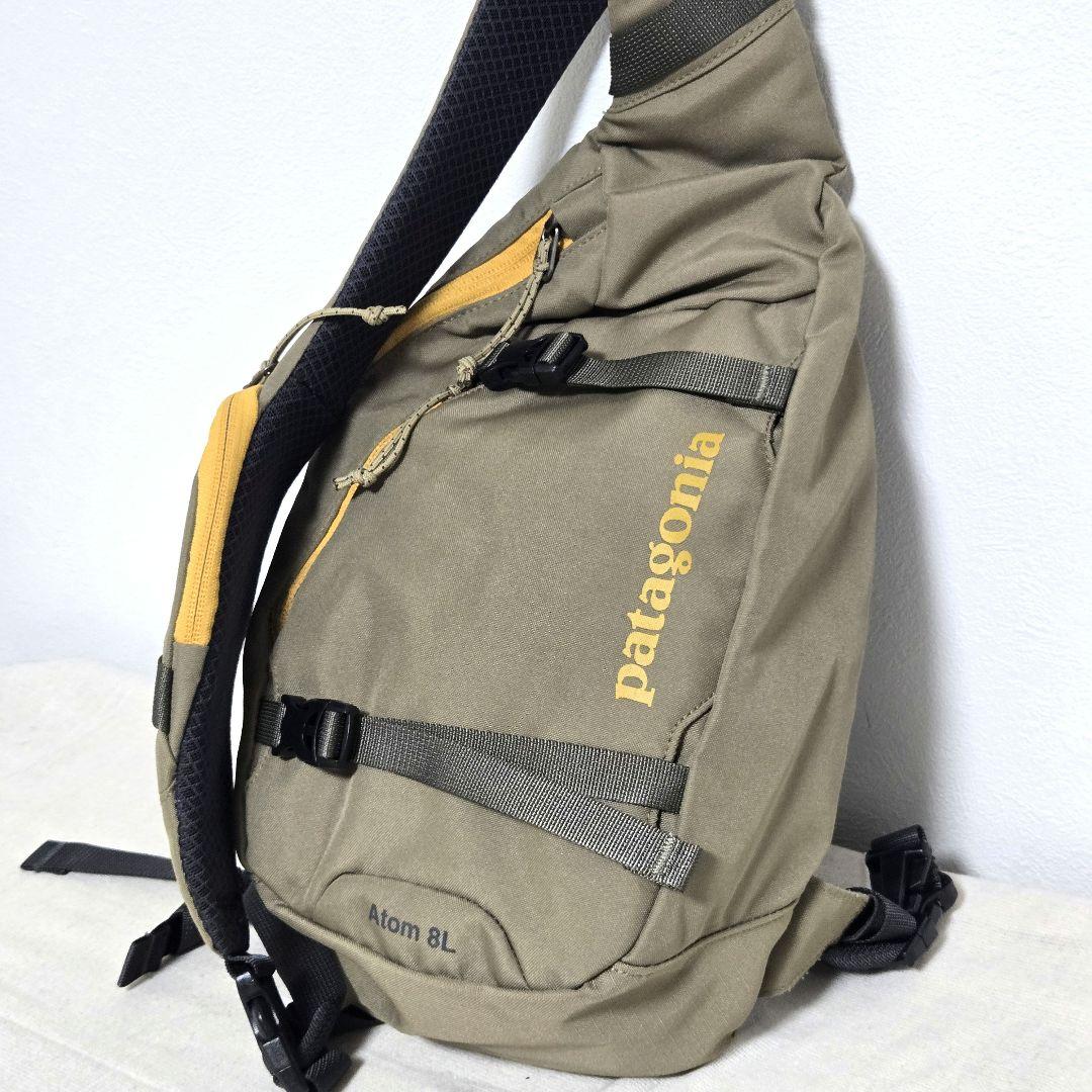 極美品！廃番カラー3点支持モデル　パタゴニア アトムスリング 8L ボディバッグ