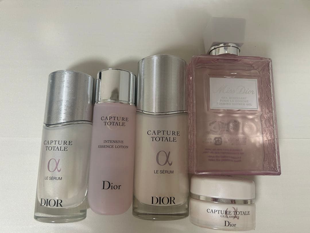 ディオールスキンケア　ボディソープ　美容液　化粧水セット