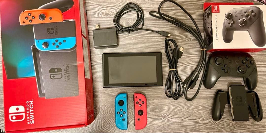 り*め様 Nintendo Switch 本体【Proコントローラー付！】