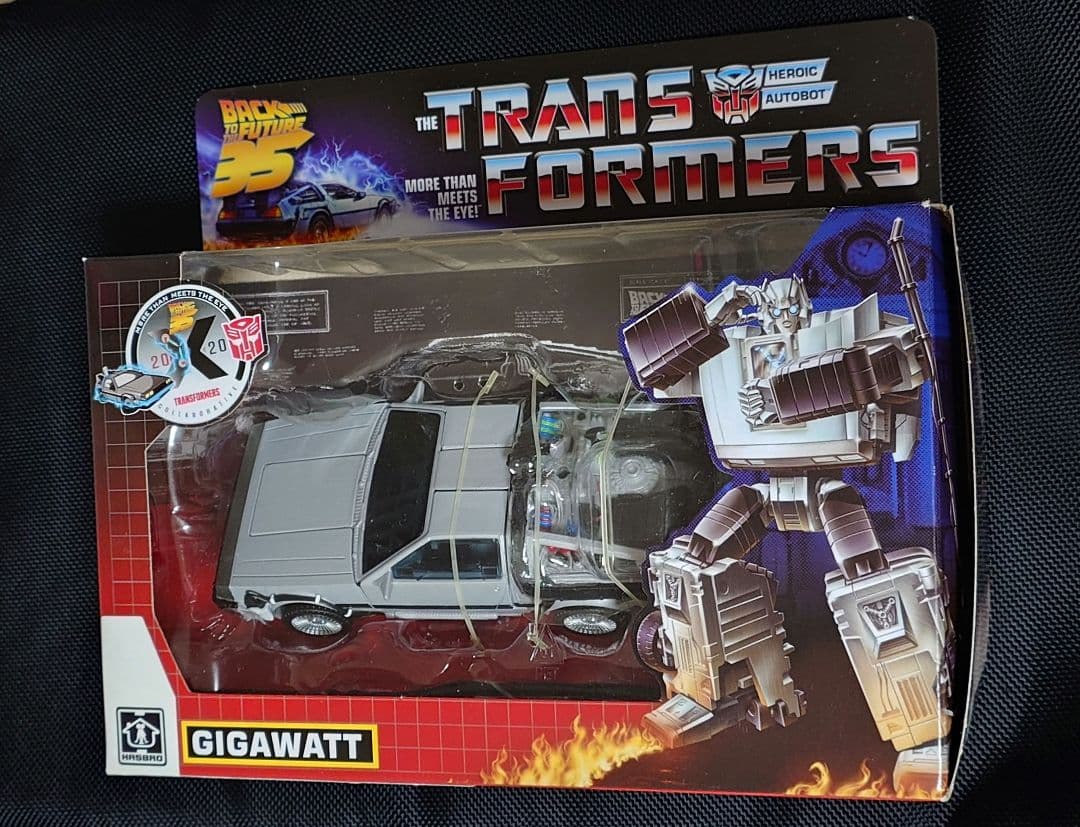 トランスフォーマー　デロリアン　ギガワット　バックトゥザフューチャー