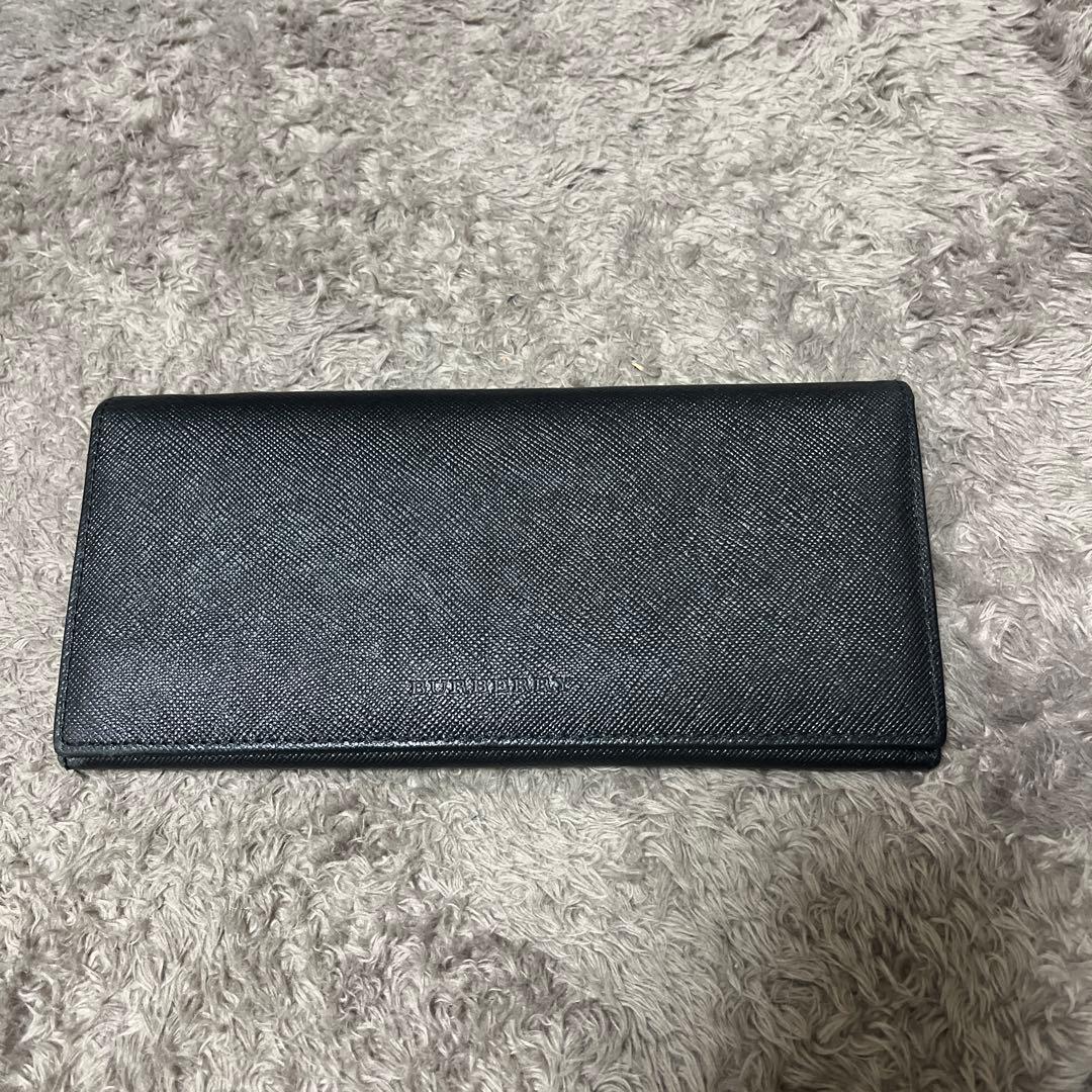 超美品Burberry 黒 レザー 長財布