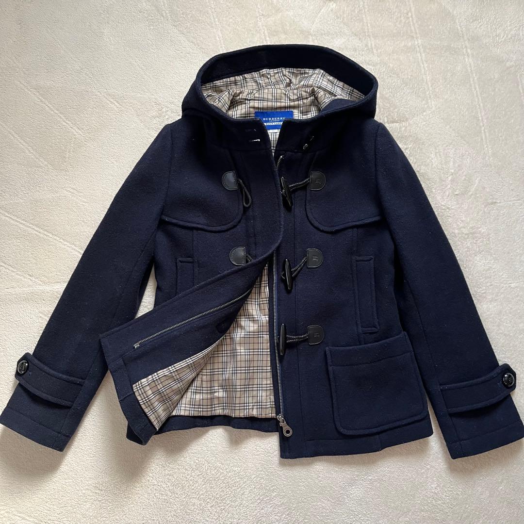 バーバリーブルーレーベル ダッフルコート 紺 - メルカリ
