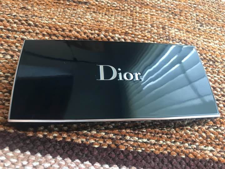 ディオール dior メイク　パレット　カラーデザイナー Amazon.co.jp: Christian Dior 【クリスチャン ディオール】ディオール