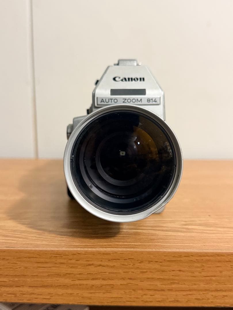 Canon Auto Zoom 814動作品／ビンテージ 8mm カメラ 動作品