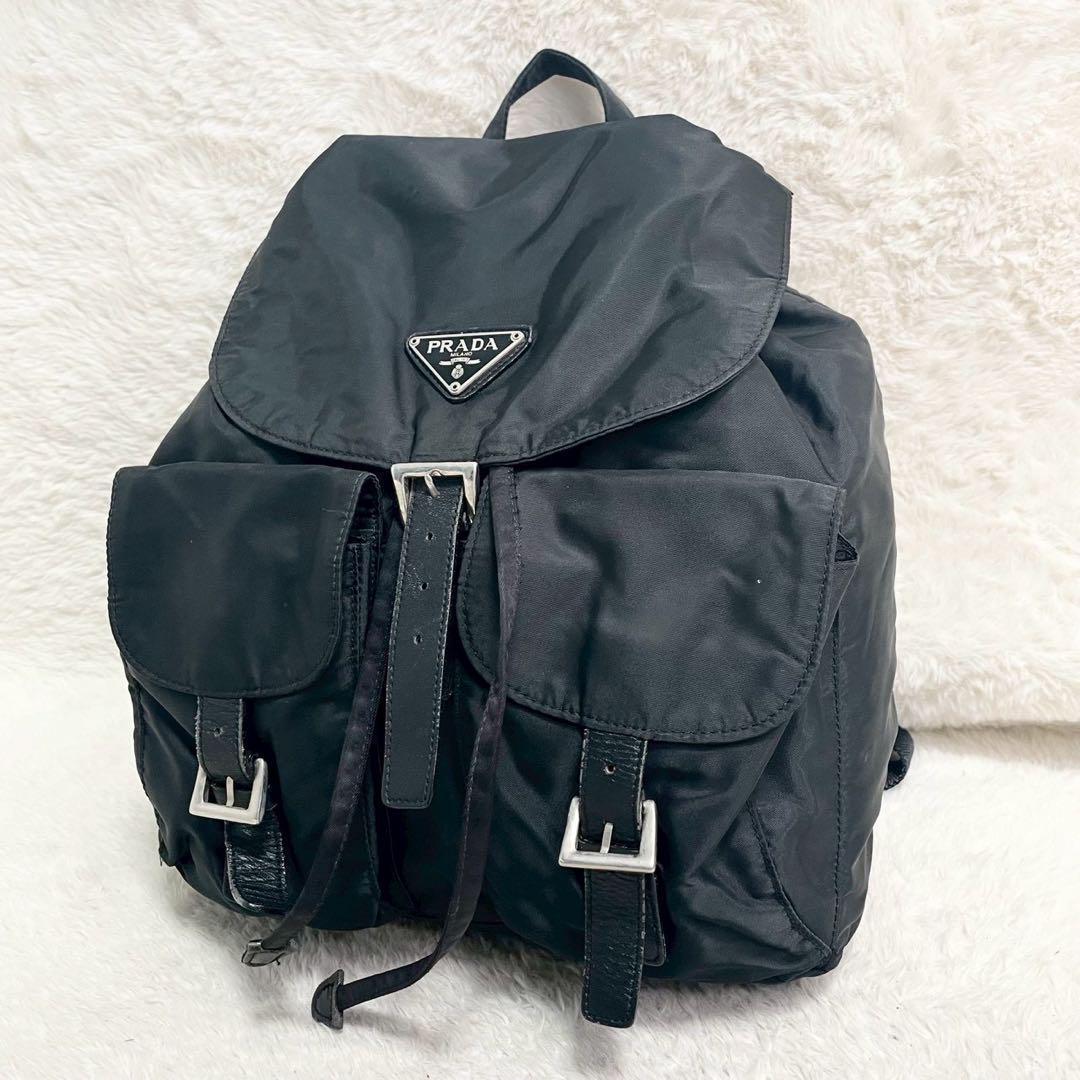 プラダ バックパック リュック 三角ロゴ ナイロン ブラック 大容量 黒 多機能