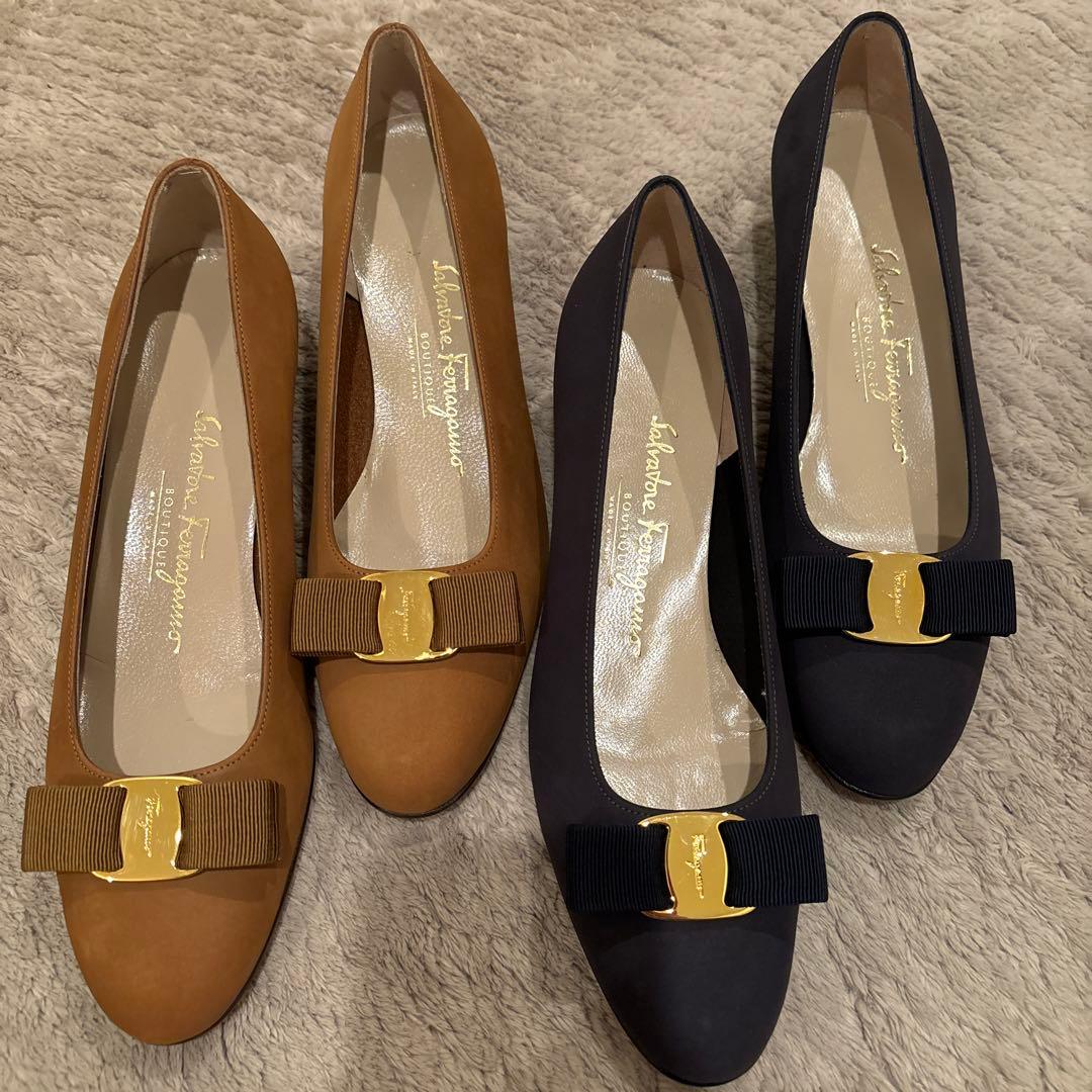 ⭐︎ サルヴァトーレ フェラガモ⭐︎ ヴァラ リボン ヌバック パンプス