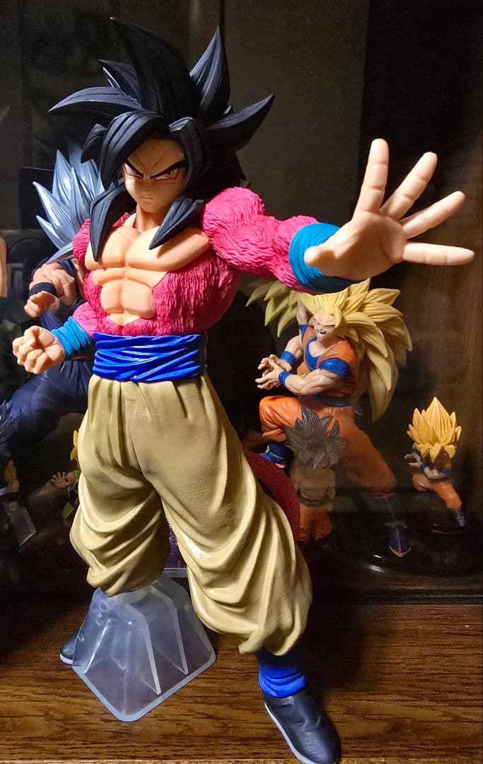 ドラゴンボール フィギュア 一番くじ 超サイヤ人4 孫悟空