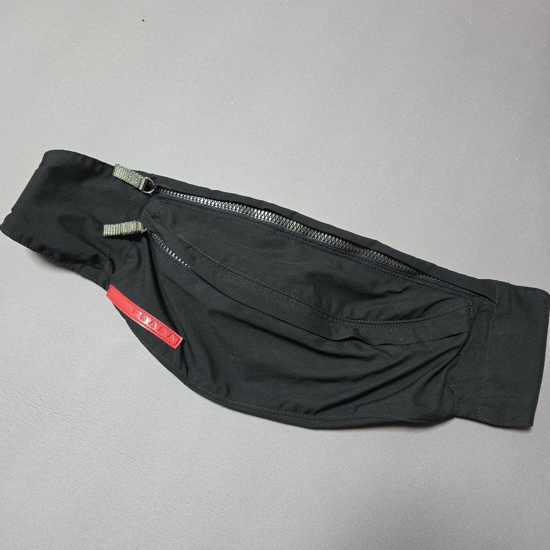 PRADA　ウエストポーチ