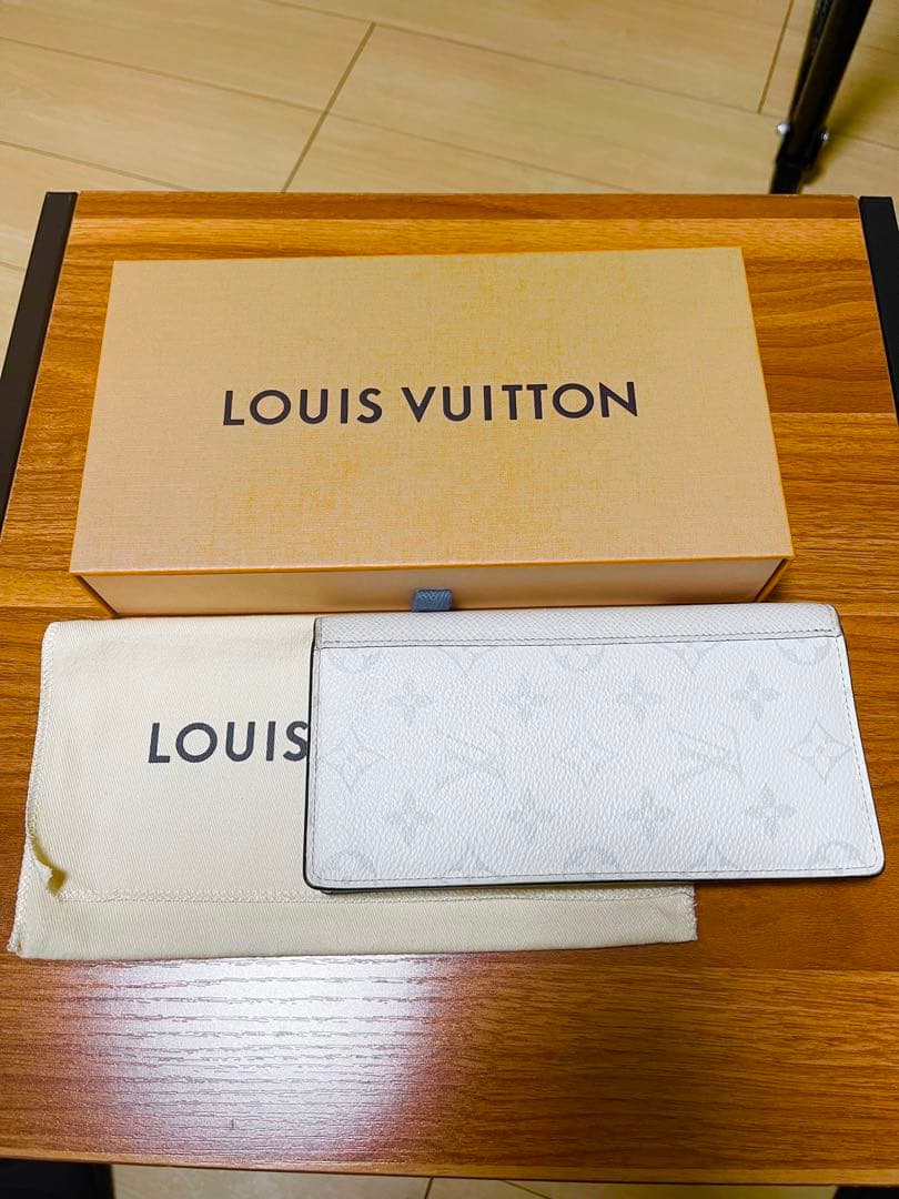ルイヴィトン　LOUIS VUITTON タイガラマ　長財布