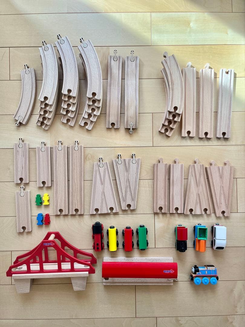 MICKIミッキィ社＆IKEA木製レール　駅舎　橋　木製玩具セット　トーマス