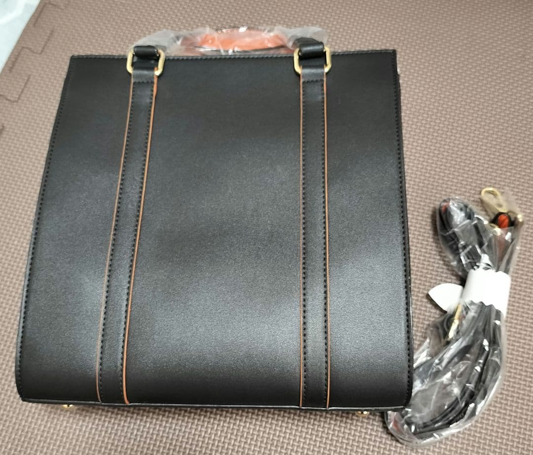 囚われのパルマ Refrain チアキ モデル バッグ