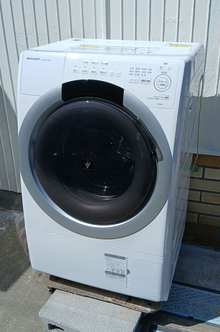SHARP　ES-S7J-WL　左開き7.0kgドラム洗濯機　2024年製