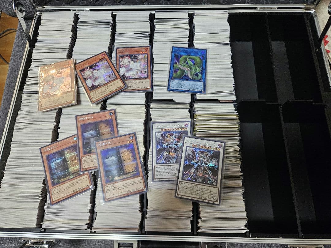 遊戯王引退品 大量まとめ売り 海馬セットアタッシュケース付き