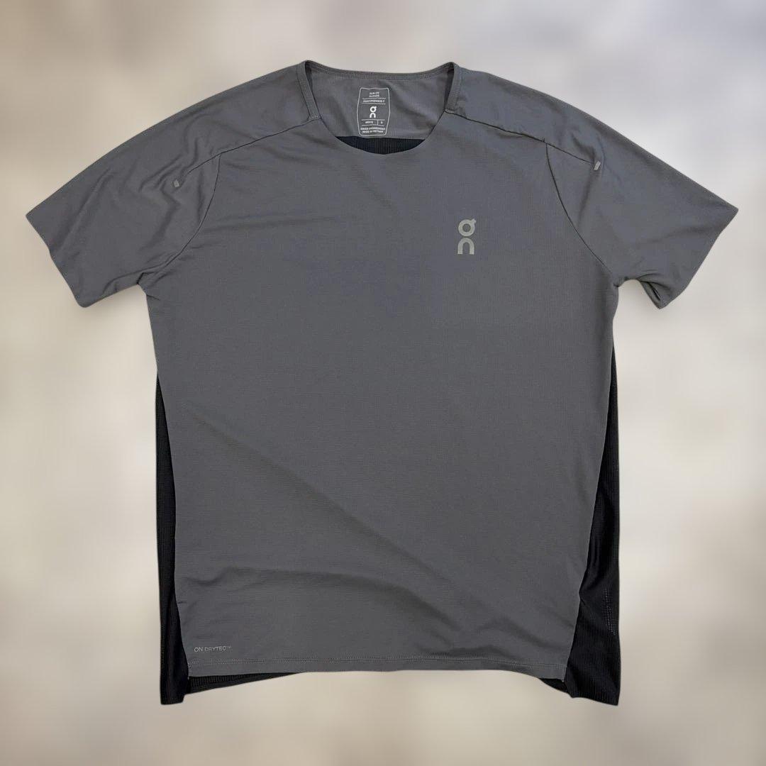 ON Running DRYTEC 半袖トップス グレー/ブラック