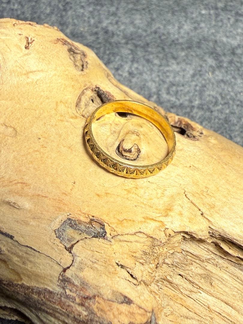 K18 750 ゴールド リング 13号 彫りデザイン