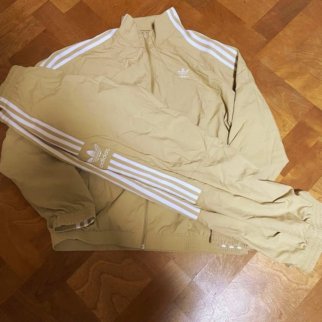 アディダス　ナイロンジャケット　ウーブン　ベージュ　2XL adidas（アディダス） ナイロンジャケット メンズ レディース