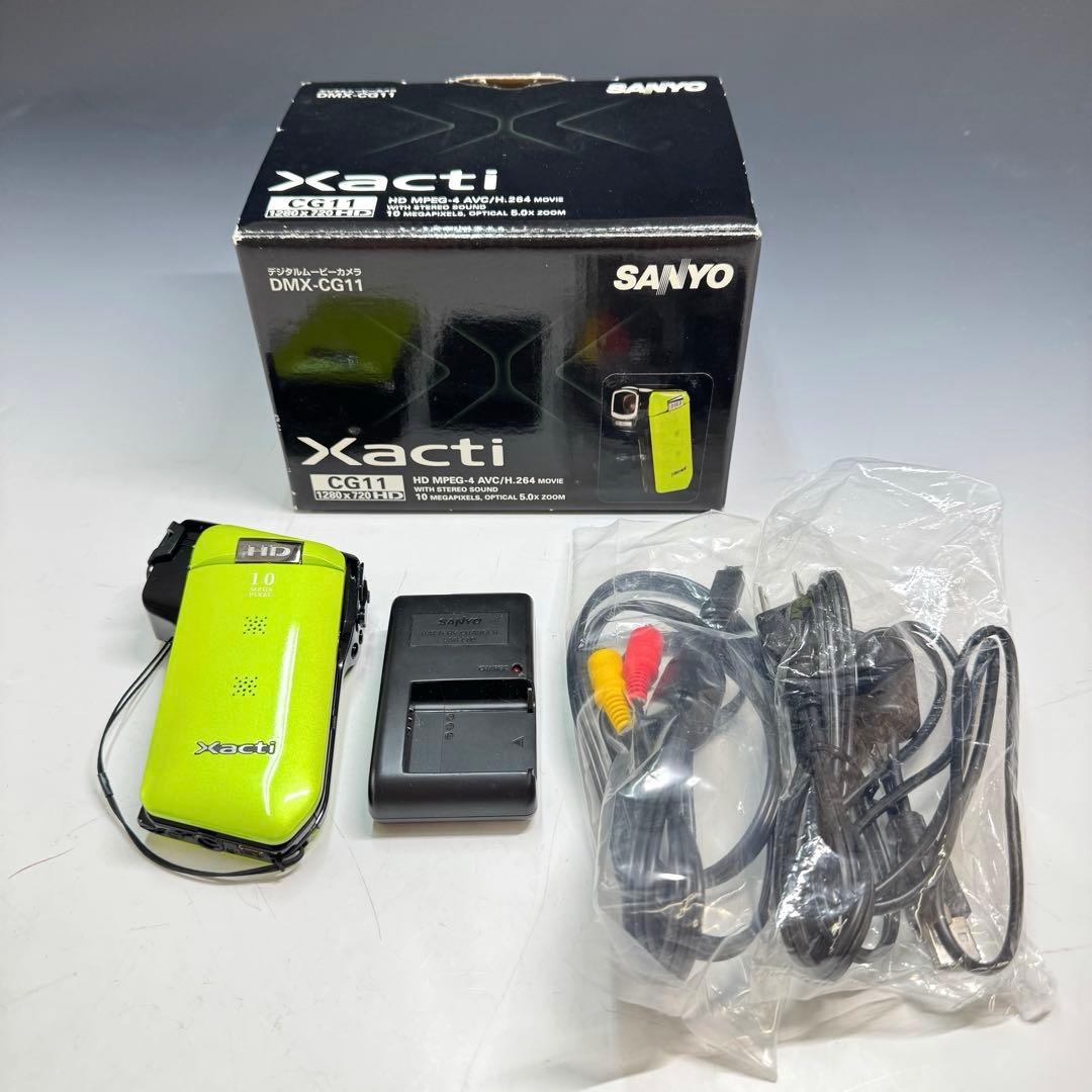 SANYOデジタルムービーカメラ　Xacti DMX-CG11 グリーン