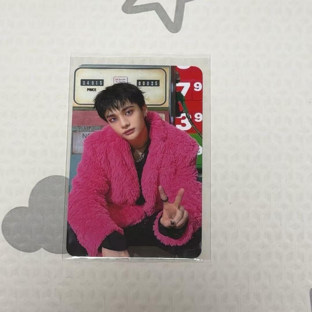 Straykids スキズ DO IT ポップアップ入場特典 QR ヒョンジン