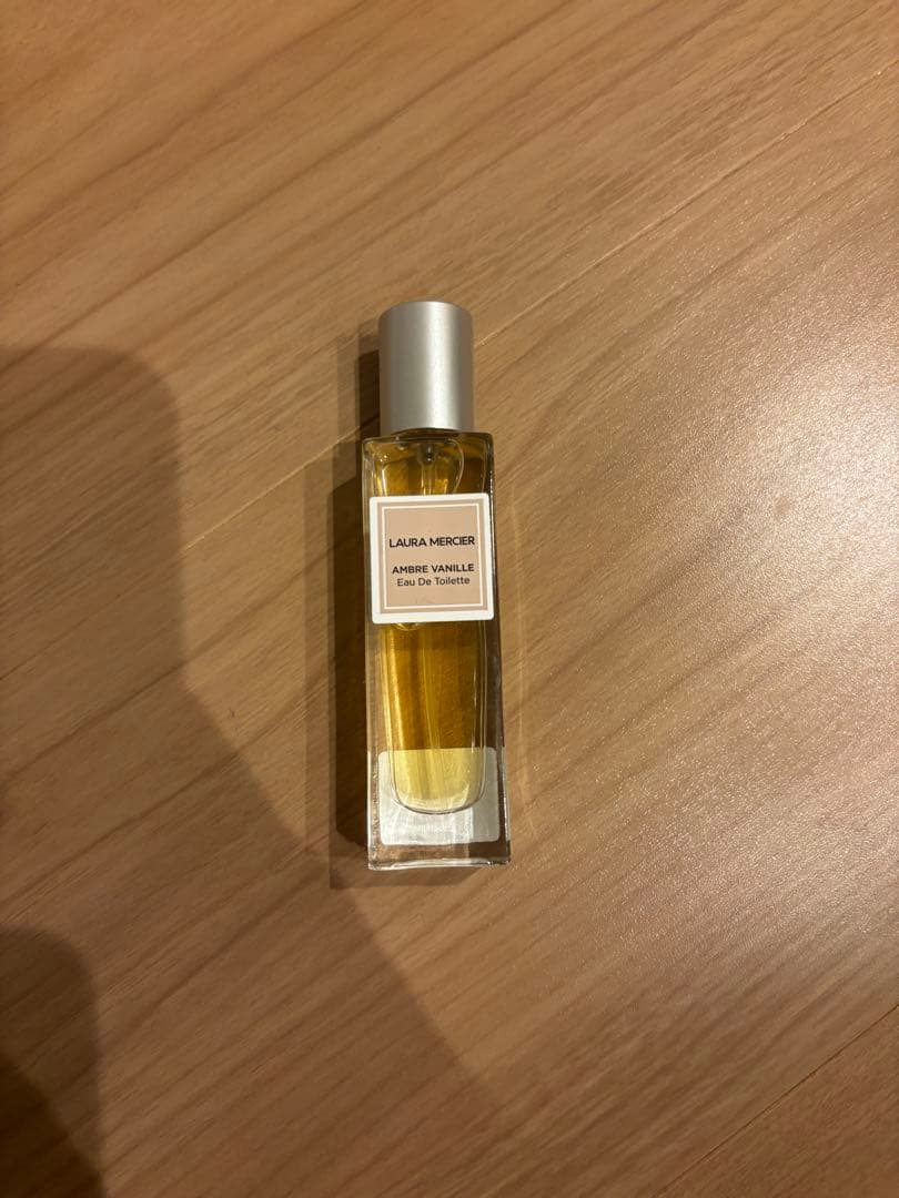 新品未使用 ローラメルシエ　オードトワレ アンバーバニラ 15ml 特製サイズ