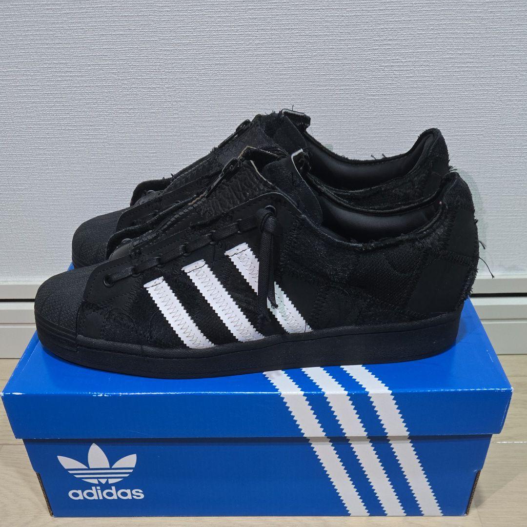 RECOUTURE × atmos × adidas Superstar