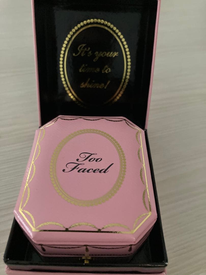 新品トゥーフェイスドダイヤモンドライトマルチユースハイライターファンシーピンク