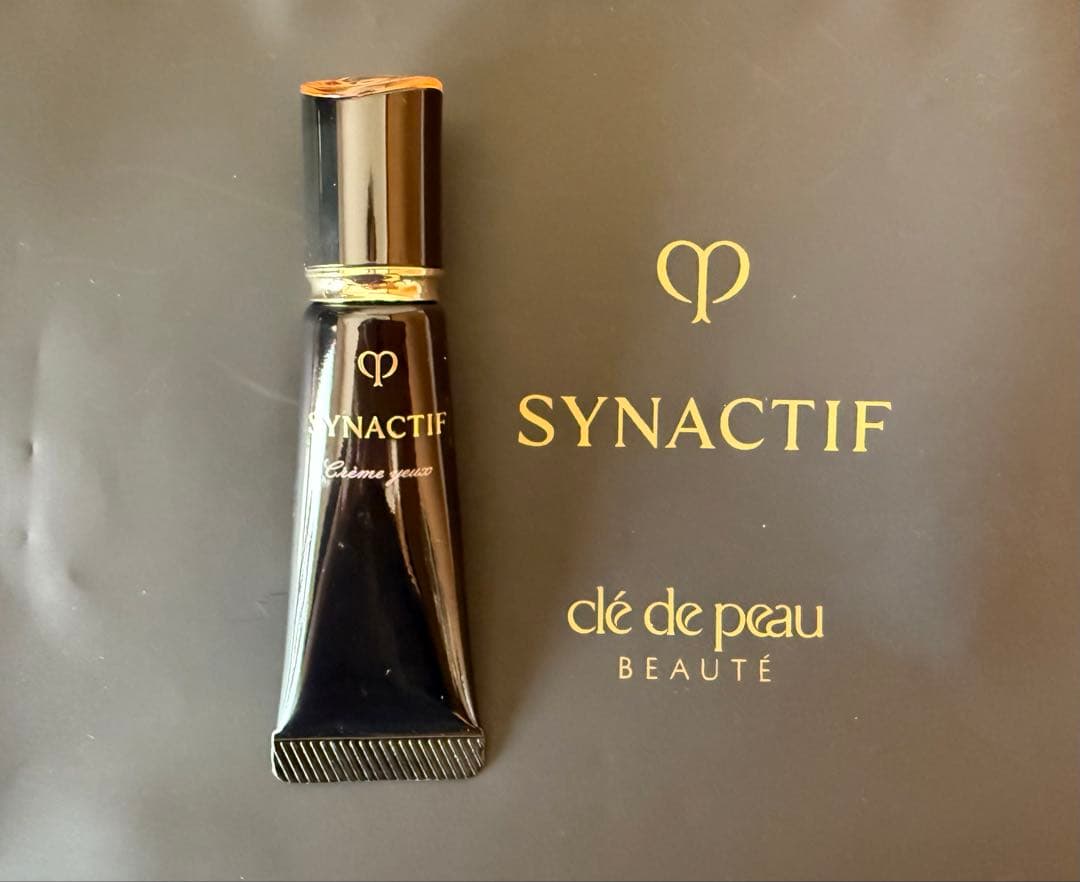 クレドポーボーテ　シナクティフ　クレームイユーn アイクリーム　8g