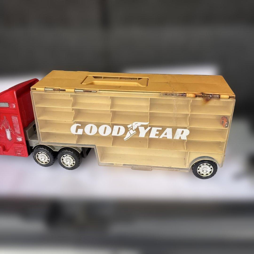 GOODYEAR 赤 トレーラー ミニカー