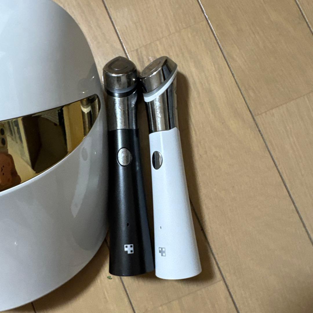 LG Pra.L 美顔器＋MEDICUBE スティック型美顔器2本 計3点セット