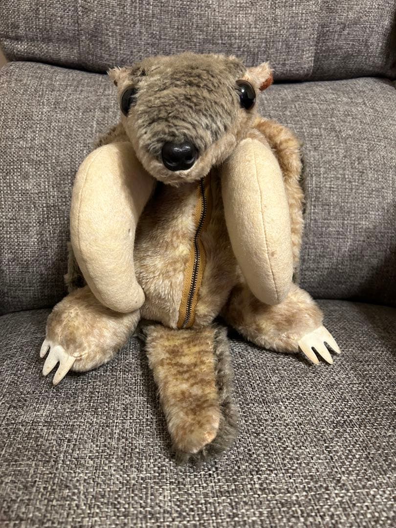 アルマジロ　ぬいぐるみ　懸賞品 明治製菓 懸賞品 おいらはアルマジロ チビマジロ - メルカリ