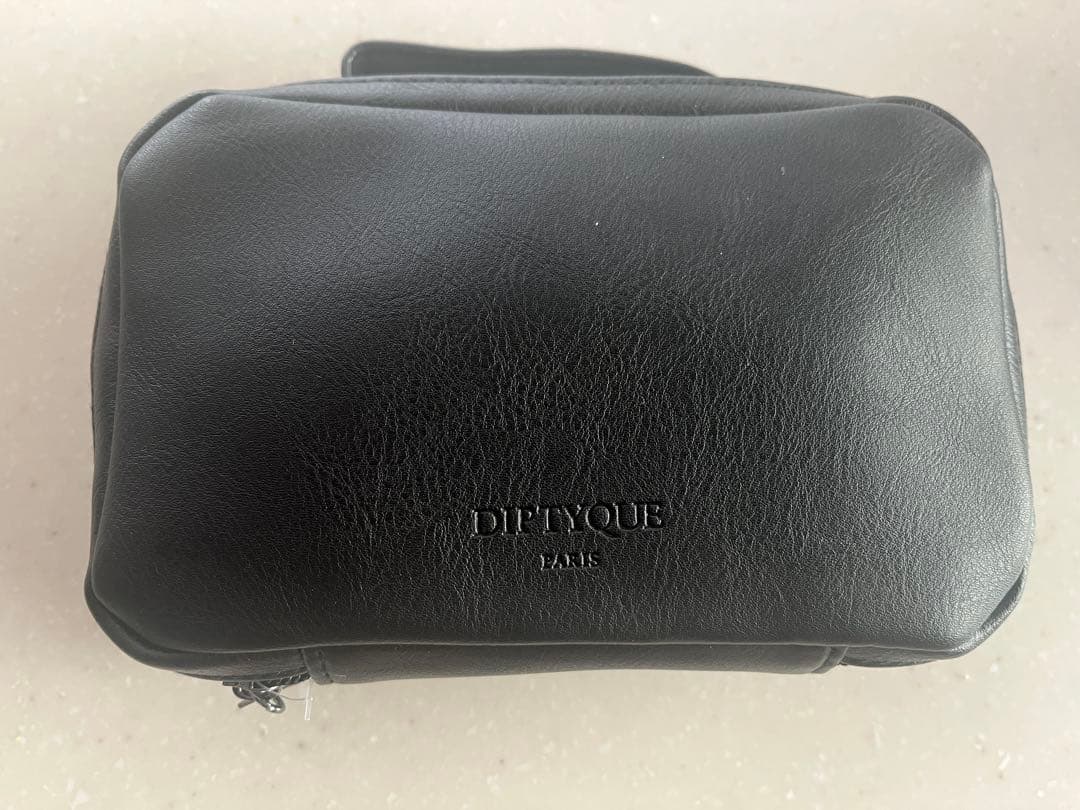 Diptyque 新品】カタール航空ビジネスクラスアメニティポーチ (香水