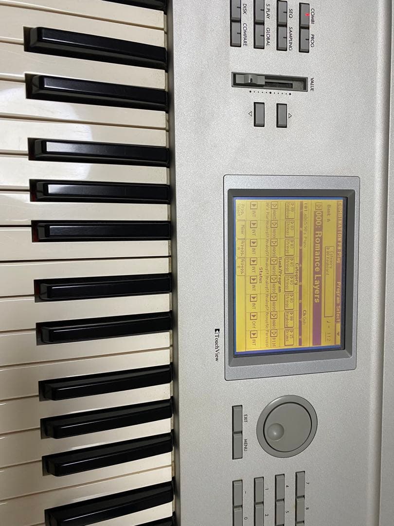 【限定値下げ】 KORG TRITON 音楽ワークステーション61鍵