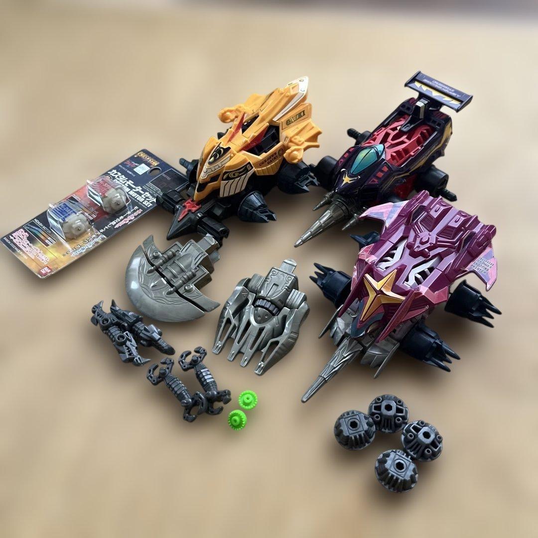 クラッシュギア　3体+各種パーツ