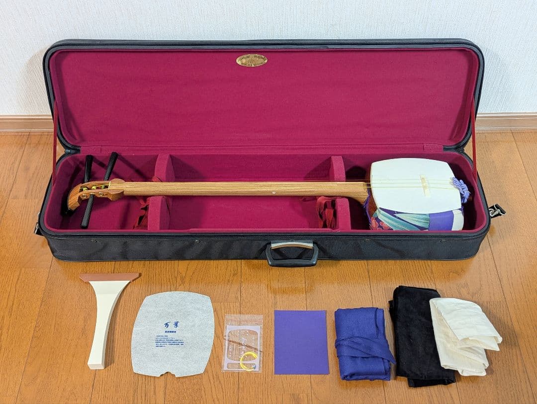三味線 中棹 花梨 和楽器 弦楽器 ソフトケース付き 高級 H018 ◉ 太棹 津軽三味線 < 花梨・三折 > 中古 / ケース付 - メルカリ