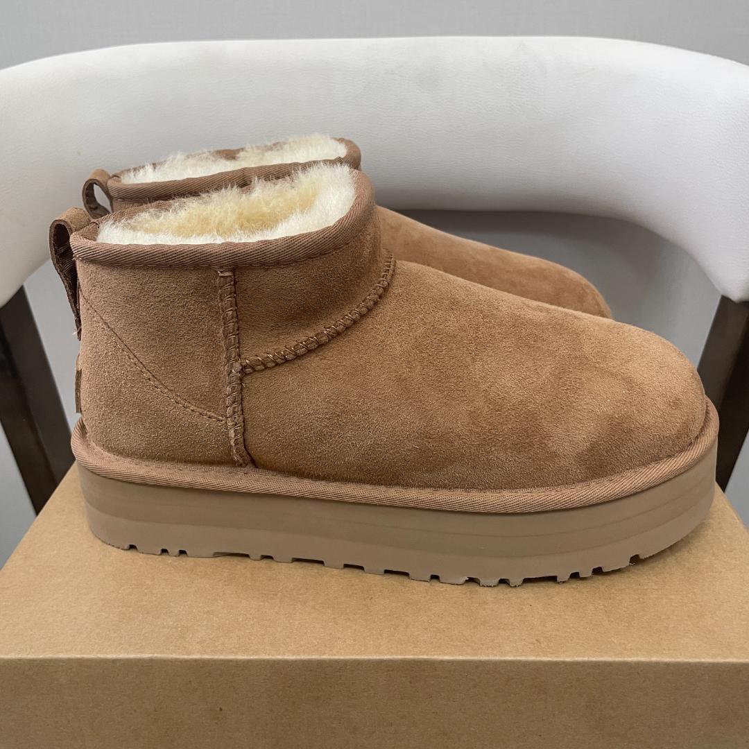 UGG クラシック ウルトラ ミニ プラットフォーム 3cm厚底ブーツ 24cm