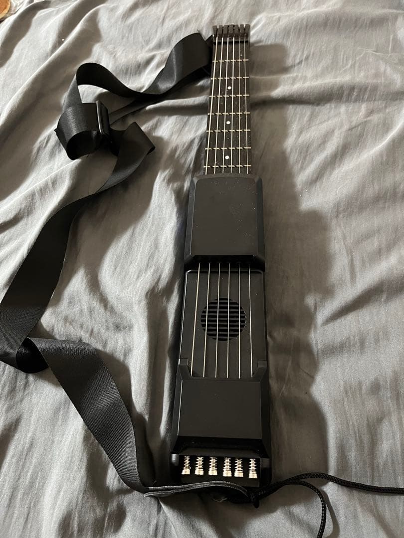 ポータブル　トラベルギター　初心者向け　練習用