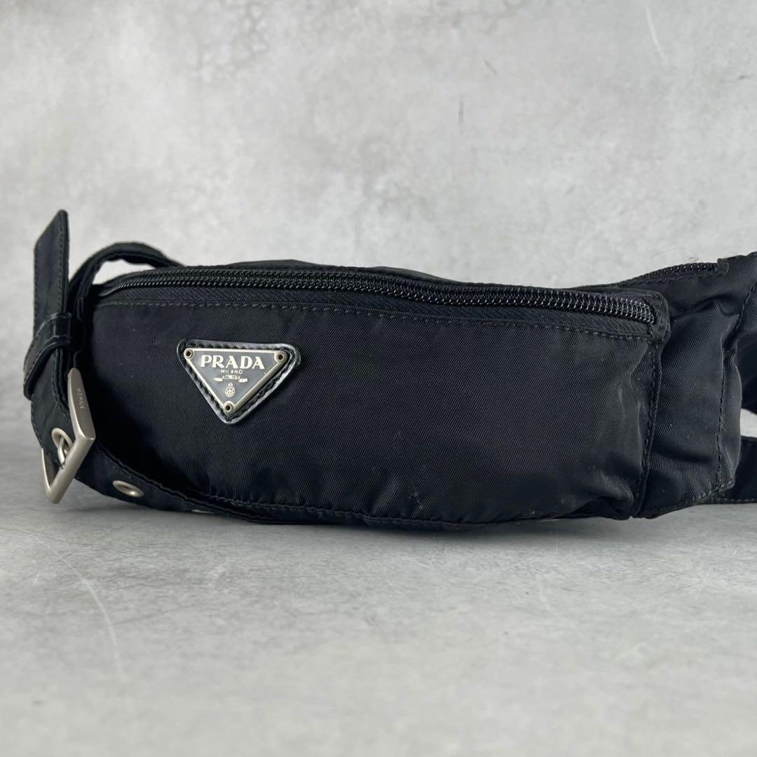 美品✨PRADA ボディーバッグ ショルダー ウエストポーチ 三角ロゴ 黒