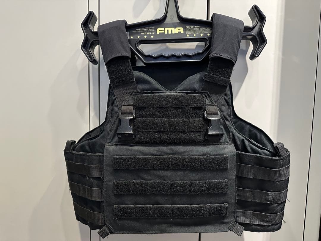 【実物】Velocity systemsロープロファイルアサルトプレートキャリア