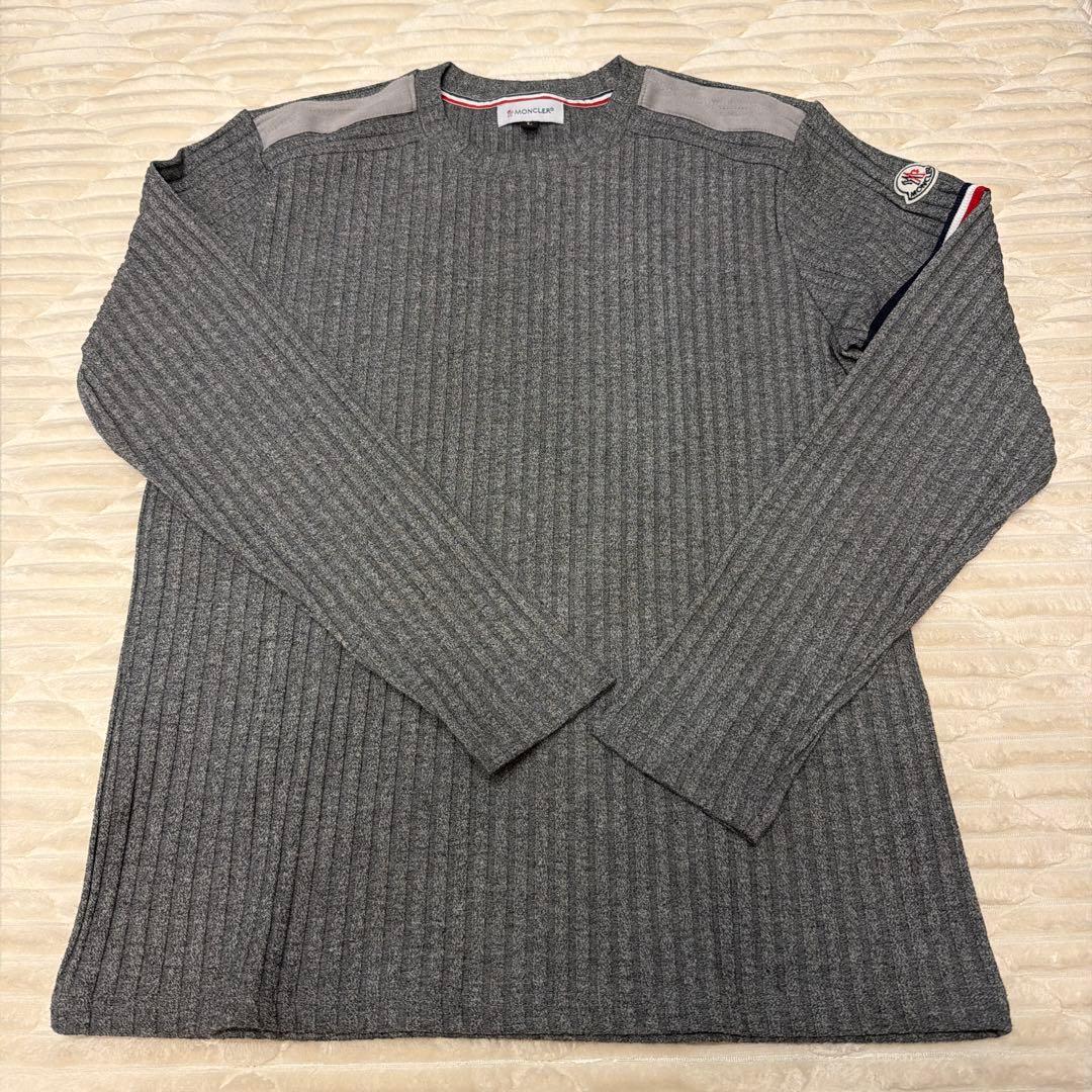 i*7様 MONCLER グレー リブ編みニットセーター L i*7様 MONCLER グレー リブ編みニットセーター L Moncler Ribbed zip