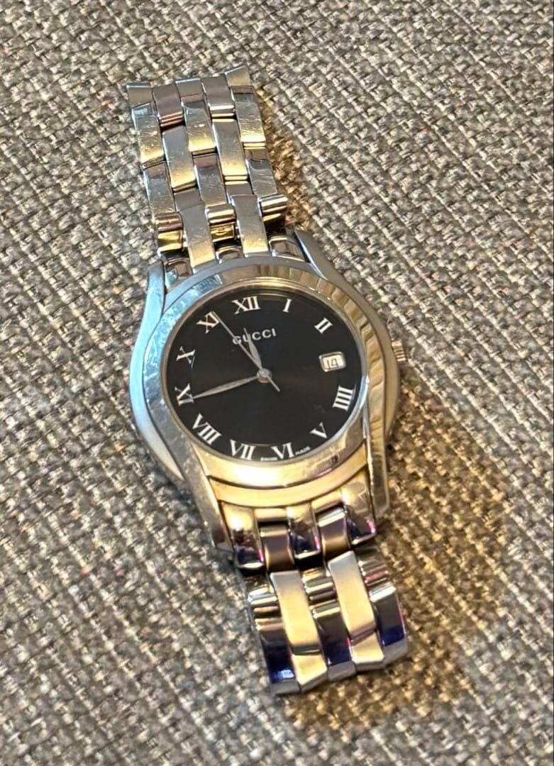 Gucci ステンレススチール 時計 ブラックダイヤル