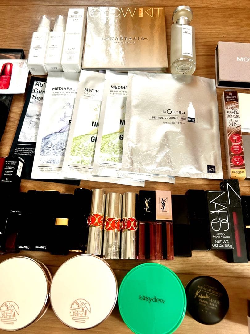 ☆コスメ まとめ売り☆デパコスリップ多め、クッションファンデ　希少限定品あり！ メイクアップ 日本国内当日発送 3点セット 温度リップ PH LIP 口紅