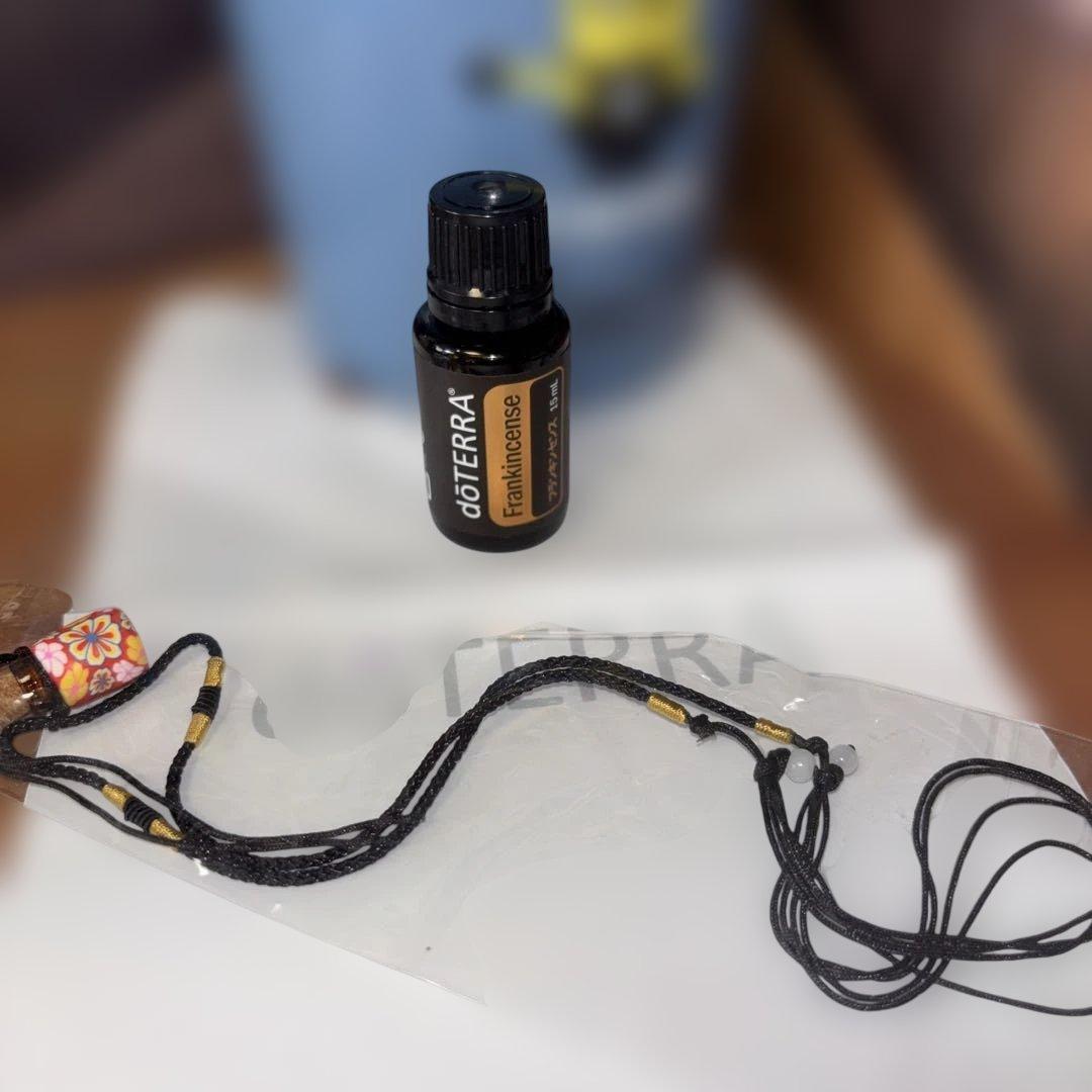 doTERRA フランキンセンス 15ml ネックレス付き