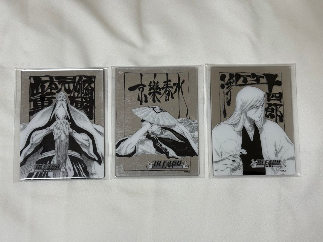 BLEACHメタリックマグネットコレクション山本元柳斎重國 京楽春水 浮竹