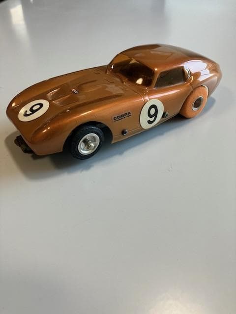 スロットカー　コブラ　1/24 出張】東京都港区のカーモデル多数買取実績その1｜スロットカー、K&B