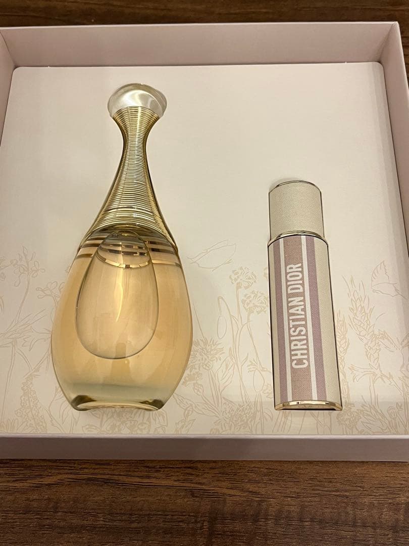 Dior ジャドールオードゥパルファン トラベルスプレーコフレ