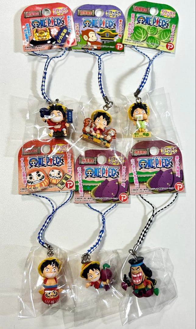 根付けストラップ　ワンピース