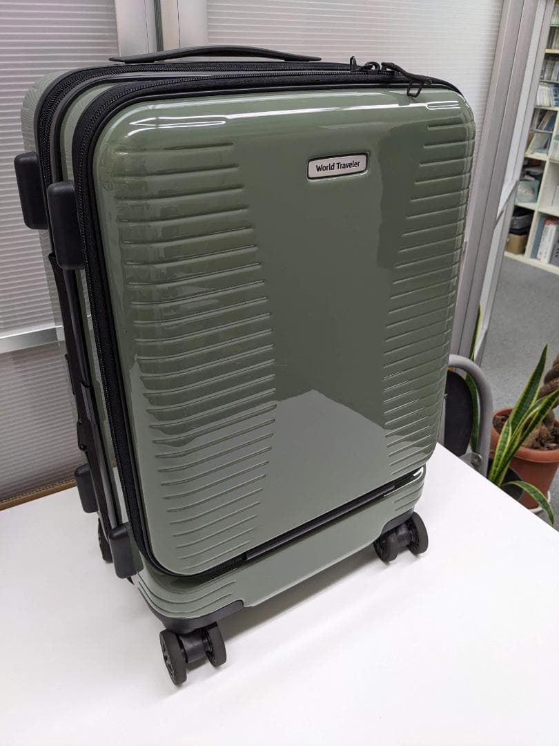 ACE ワールドトラベラー プリマス スーツケース(ジッパー) フロントポケット