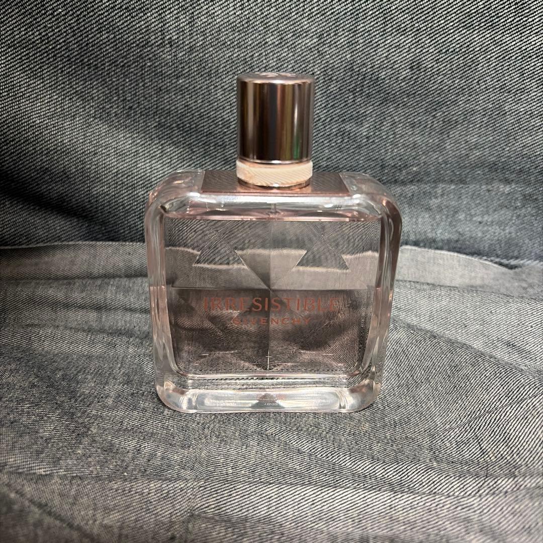 GIVENCHY ジバンシー イレジスティブル オードトワレ 80ml