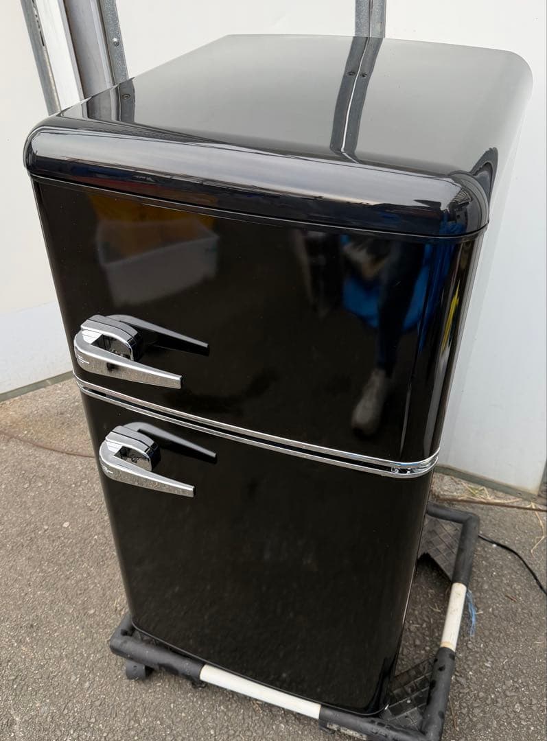 冷蔵庫ブラックPRR-082D-B1人暮らしミニ81L 冷蔵庫 一人暮らし 2ドア 安い おしゃれ 小型 コンパクト 家庭用