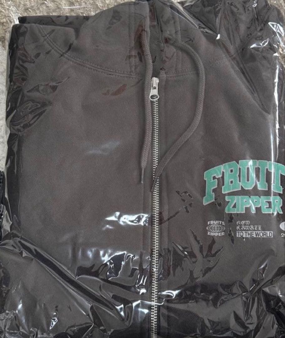 FRUITS ZIPPER Zip-up hoodie YUI 櫻井優衣 新品